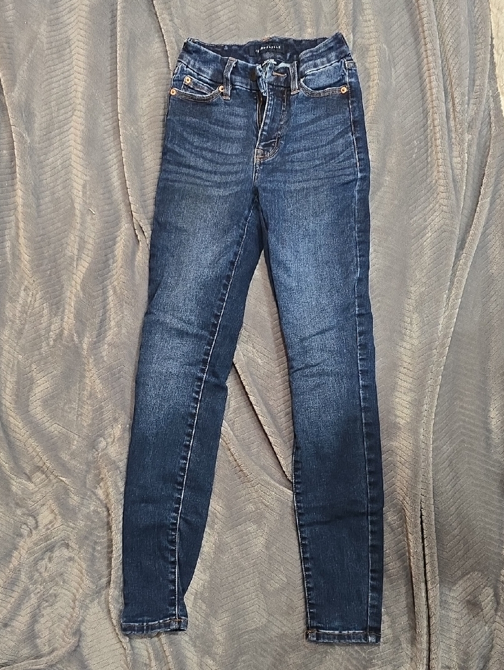 Aeropostale Women's Skinny Jeans in Dark Blue